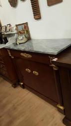 特殊 大理石 銅座 編織紋 玻璃桌燈 . 重量非常的重 . 高度約 54-55 . E27燈頭，附線控開關 . P 歷史價格詳細信息