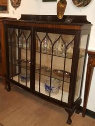 英國老件 桃花心木 曲線雕刻 雙抽屜 唱片架 唱盤架 書報架 ss0570 歷史價格詳細信息