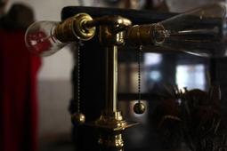 51公分M16兒童聲光電動步槍(有振動效果附背帶)(69621) 歷史價格詳細信息