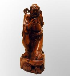 老件老古董 黃楊木雕刻的 佛像 稀有少見 質感相當漂亮 便宜割愛 早期曾經有客人出價4，5萬 沒有賣 優惠免運費也可自取 歷史價格詳細信息