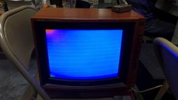 古玩 懷舊復古骨董 電視.裁縫機.衣櫥.置物櫃.化妝台 歷史價格詳細信息