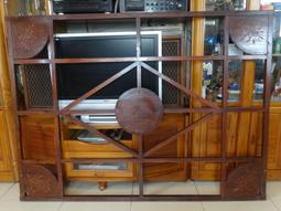 家具零件(77)~~實木~~紅眠床零件~~長約151.8CM~~雙門~~二抽~~玻璃內畫~~懷舊.裝飾 歷史價格詳細信息