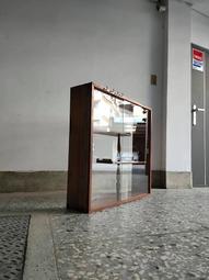 全檜木 日治時代 老臺灣 公部門 報架寫字檯 . 全原件  多功能 寫字檯 以及 報架 細節漂亮 . 老台鐵？ 日治總督 歷史價格詳細信息