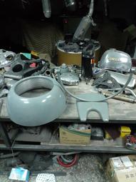 台中無所事事之旅：閒閒散步、吃喝遊逛手繪玩帖[二手書_良好]2213 TAAZE讀冊生活 歷史價格詳細信息