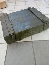 出清古董珠寶老件金色底蝴蝶結太陽花愛心水鑽+珍珠帽針水晶鑽長別針長針固定厚披肩圍巾胸針(多款式) 歷史價格詳細信息