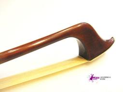 【現代樂器】高級巴西綠檀木 全手工小提琴弓4/4 紅牛角弓根滑塊 佛羅倫斯式鑲花 歷史價格詳細信息