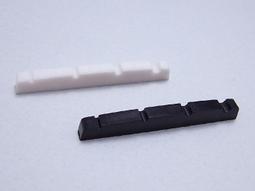 Fender x Hello Kitty 18 Pack Pick Tin 聯名款匹克套組 (海國) 歷史價格詳細信息