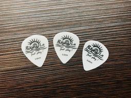 4mm老型香蕉插座 黃銅鍍鎳螺桿接線柱 接地柱母座連接器 接線端子-心願便利店 歷史價格詳細信息