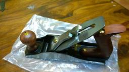 4號大美貨極品大號天然巴西白水晶度母觀音無事牌內雕吊墜•毛衣鏈兩用款 觀音是守護神之一，又稱本命佛~善緣閣 歷史價格詳細信息