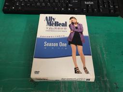 二手專輯[六甲樂團  同名專輯]1外紙盒套+1CD紙膠盒+1寫真歌詞本+1寫真冊+1CD，2004年出版，售130元 歷史價格詳細信息