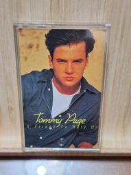 佩吉男孩：他的破框與跨越（好萊塢知名影星艾略特．佩吉唯一親筆自傳）[二手書_良好]4066 TAAZE讀冊生活 歷史價格詳細信息