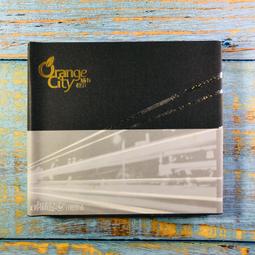 【志明華語CD】｜二手碟片新｜小剛&amp;可樂／Color 首張創作專輯 (附歌詞+逾期折價券) 歷史價格詳細信息