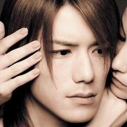 CD全新正版劉明峰+MATZKA2男双拼盤專輯2007限量版我只是想要試圖分裂人.蒲公英貴字櫃1 歷史價格詳細信息