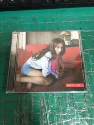 二手專輯[蜜雪&amp;薇琪   Kissy]1外塑膠盒套+1CD膠盒+1封面寫真歌詞摺頁+1寫真冊+1CD，2005年出版 歷史價格詳細信息