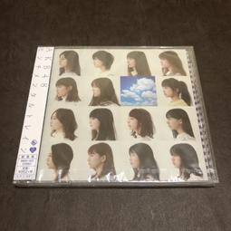 AKB48單曲CD+DVD上到下1.注意些...2.GIVE ME FIVE等日本版已拆 分售每張各390 歷史價格詳細信息