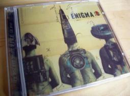 ENIGMA 短袖上衣    特價 2500 歷史價格詳細信息