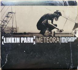 絕版 公賣局 全檜木 純銅 桌上 玻璃櫃 展示櫃 . 全部八件純銅五金 上掀式 內已隱藏裝好LED黃光燈  . 比例極美 歷史價格詳細信息