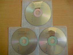 2CD+1VCD－－ 龍發製藥﹧香港煇黃2000演唱會﹧含紙封套和年曆，3片裝 歷史價格詳細信息
