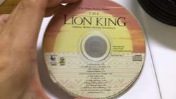 Lion King Pumba Badge Reel ID Holder Nurse Lab Tech Vet Dental Teacher PICU Peds 歷史價格詳細信息