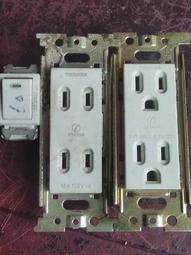 議價出售黃銅的光學法蘭轉接平面轉內孔35mm 內孔直徑35mm深30mm 帶鎖緊墊圈，外面加個螺絲即可鎖緊 之后是消光 歷史價格詳細信息