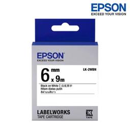 【含稅】EPSON LK-2WBN 白底黑字 標籤帶 一般系列 (寬度6mm) 標籤貼紙 S652401 歷史價格詳細信息