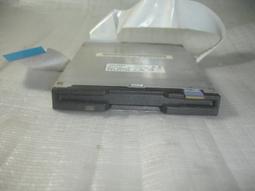 露天二手3C大賣場 1GB MP3數位音樂播放器 單機/附USB線耳機 品號 28 歷史價格詳細信息