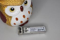 Finisar FTLF8529P3BNV-E5 16GB SFP模塊 EMC 019-078-045 歷史價格詳細信息