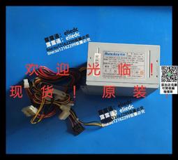 可議價 和田玉碧玉特色辣陽綠手鐲 老坑料顏色漂亮 很靚麗的顏色， 有翡翠般的綠感，很有特色的一支 舊藏 古玩 和田玉 二手【俗人堂】-1818 歷史價格詳細信息