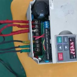 拆機原裝 意大利 AV 420/470V8UF MKP系列 薄膜啟動油浸電容器 歷史價格詳細信息