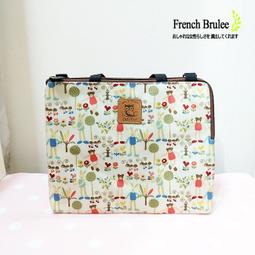 【Dolly club】手繪風貓咪 系列 & 各式包款 水餃包 方包 零錢包 存摺包 化妝包 防水包 手提包 歷史價格詳細信息