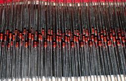 穩壓 二極体 VISHAY  TZX12C DO-35 12V  ±2.1%  0.5W  (2顆1元) 歷史價格詳細信息