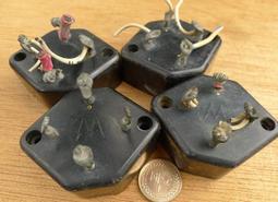 [中谷屋CF43A]   63V 10uF  PHILIPS 036 電解電容 含鉛版 歷史價格詳細信息