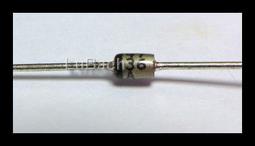 穩壓二極體、稽納二極體 Zener Diode 8.2V 福利品 $1/2pcs 歷史價格詳細信息