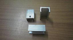 優質散熱片 功放散熱器 密齒散熱器 200*69*36MM W142-1[323013] 歷史價格詳細信息