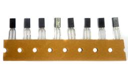 PNP Transistor 2SA1048 GR TO-92 50V 150mA 200mW Toshiba 電晶體 歷史價格詳細信息