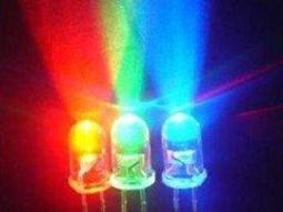 5MM七彩慢閃F5七彩紅綠藍RGB LED發光二極體交替閃自動閃爍燈慢閃 197-00288 歷史價格詳細信息