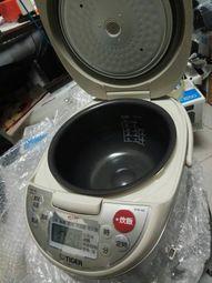 TIGER 虎牌 JKW-A10R-CU 高火力IH電子鍋 六人份 原廠保固 黑皮TIME 93963 歷史價格詳細信息