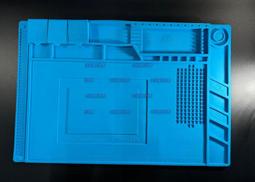 維修工作臺隔熱墊 分離墊 矽膠墊手機維修平臺隔熱帶孔矽膠隔熱墊 歷史價格詳細信息