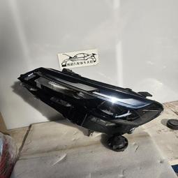 議價出售23款榮威i5右前大燈，低配，保證原廠拆車，標價包郵  圖2可見斷個下抓，圖3可見抓裂可以修復好，其他成色如圖 歷史價格詳細信息