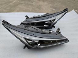 議價出售榮威rx5高配led左前大燈，保證原廠拆車，標價包郵  圖2可見斷個上抓，圖34可見下抓裂點可以修復，成色如圖 歷史價格詳細信息