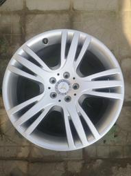 議價出售一汽奔騰B50  16款中控主機，顯示屏 感興趣的話點“我想要”和我私聊吧～ 歷史價格詳細信息