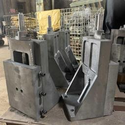 燕尾槽絲桿拖板 滑塊 機械導軌直線工作十字滑鑄鐵  單向滑板 歷史價格詳細信息