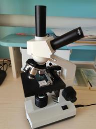 議價出售全新雙螺旋顯微鏡3.5萬倍光學顯微鏡中學生家用學習看微生物螨蟲等  這款顯微鏡是雙螺旋調節的，比單螺旋大的多， 歷史價格詳細信息