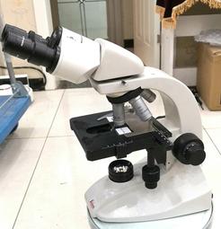 議價出售徠卡顯微鏡 萊卡熒光金相生物多功能顯微鏡dm 2500       又新到一批超大型研究級顯微鏡，外觀成色新， 歷史價格詳細信息