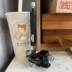 議價出售黃銅多軸角度臺鉗日本生產erma牌的 材質黃銅鍍鉻 鉗子最小開口10mm最大開口40mm，鉗口有防滑齒 兩軸角 歷史價格詳細信息