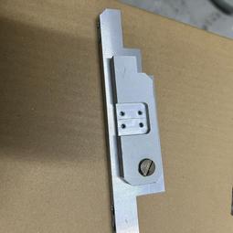 出售一個多年以前，老人珍藏的，的一個鑲嵌著寶石的小 歷史價格詳細信息