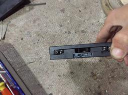 議價出售鋼制顯微鏡滑臺導軌鋼滑軌長47厘米 僅僅是圖一中的，發貨是圖一，1.4公斤。 滑軌高30毫米，滑軌長根據買家需 歷史價格詳細信息