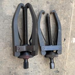 議價出售寶馬三系E90大燈，原廠拆車09-12款高配氙氣大燈半總成，正常使用痕跡，燈腳齊全，標價單只價格不包郵，郵費順 歷史價格詳細信息