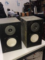 議價出售漫步者R26T多媒體音箱一套包郵 重0.92公斤，發貨2公斤 表面有掛劃、線有壓痕。副音箱的線接長了（2米）。 歷史價格詳細信息