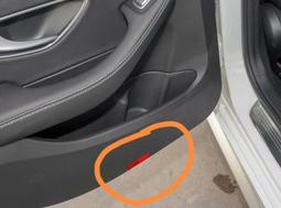 議價出售奔馳新款奔馳GLE（167）低配LED左前大燈，保證原廠拆車，標價包郵  圖2可見后殼裂點點，可以修復好，其他 歷史價格詳細信息